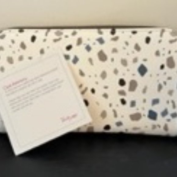 Thirty One Wallet and Zipper Pouch Bundle - Picture 2 of 5